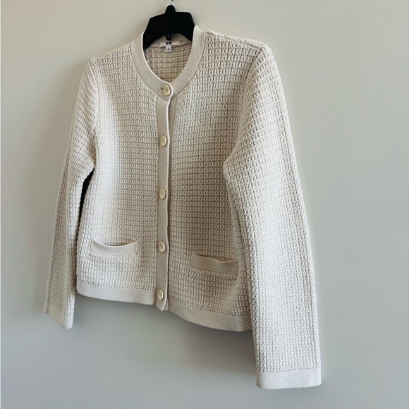 UNIQLO Cardigan Sweater Jacket Beige Knit Pockets Womens M Preppy Old Money - Picture 3 of 11